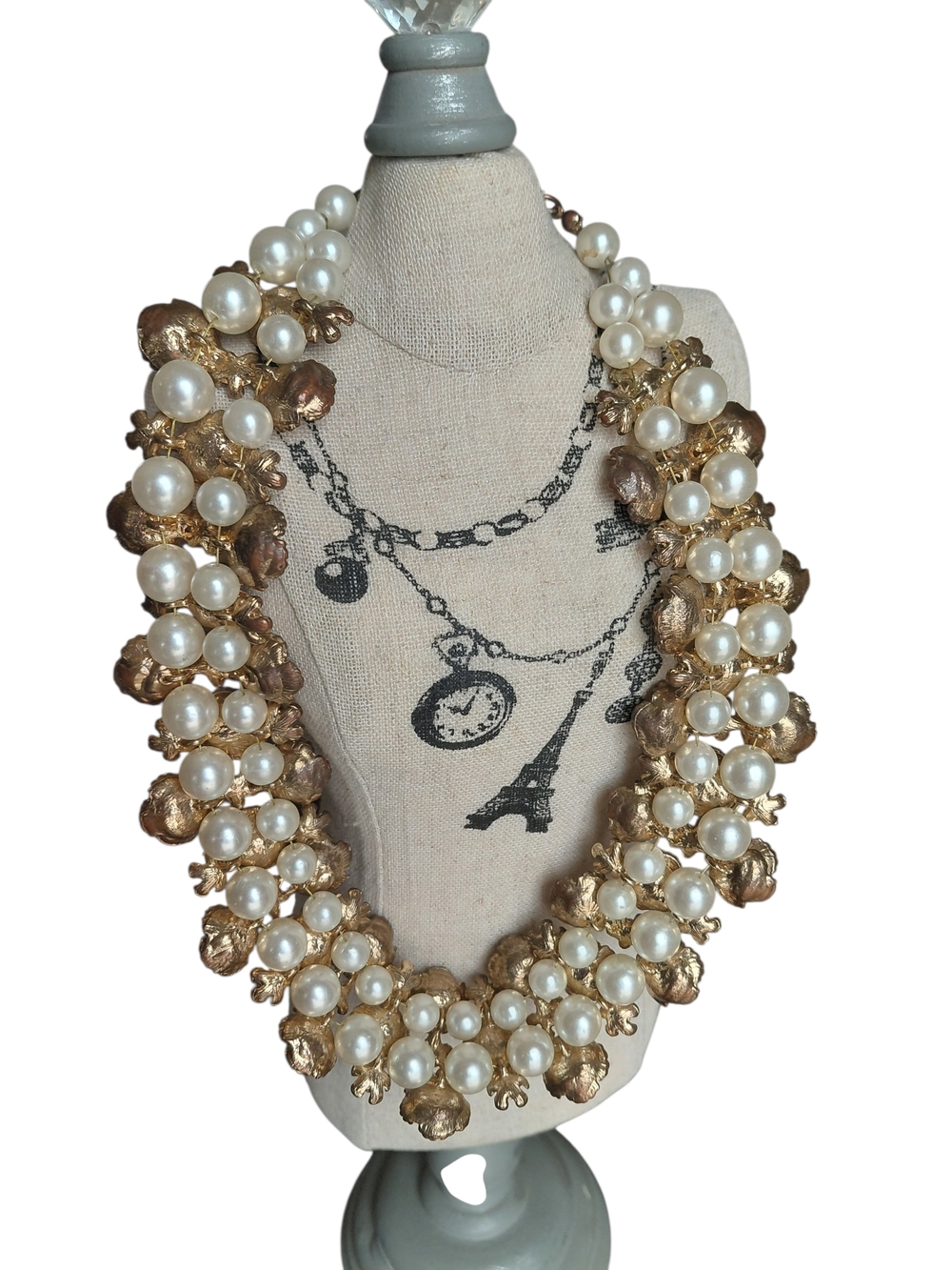 Vintage Pearl Cluster Statement Necklace in White and Gold